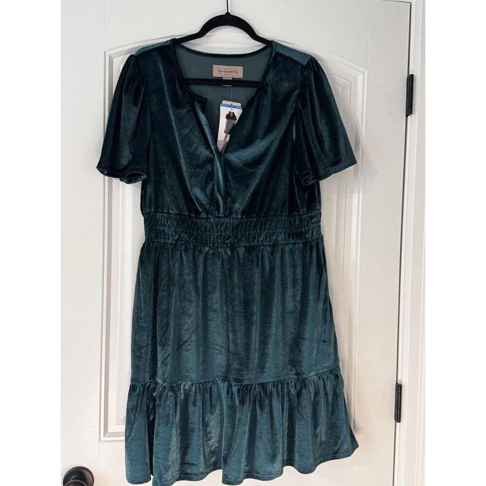 French Connection Emerald Green Velvet Tiered Mini Dress Smocked Waist Large NWT